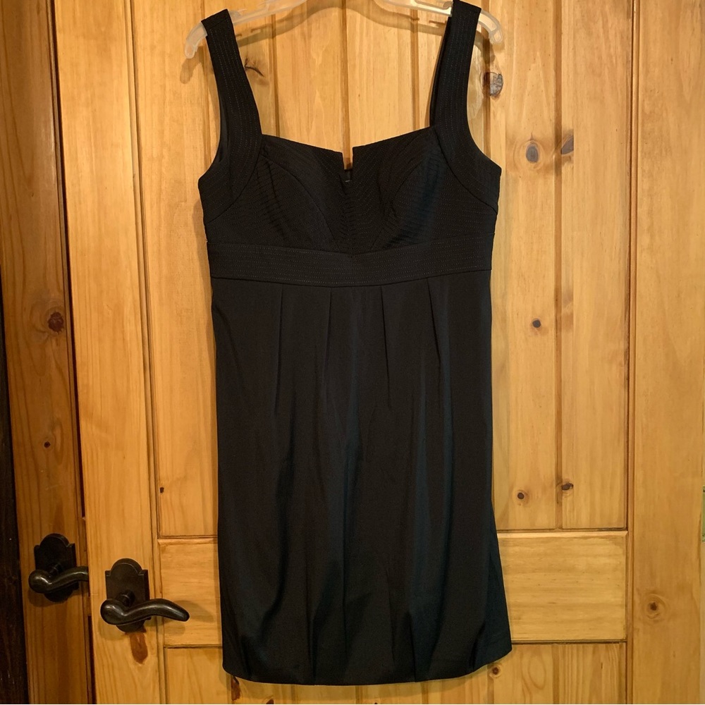 White House Black Market Bubble Hem Sweetheart Neckline Little Black Dress Sz 10